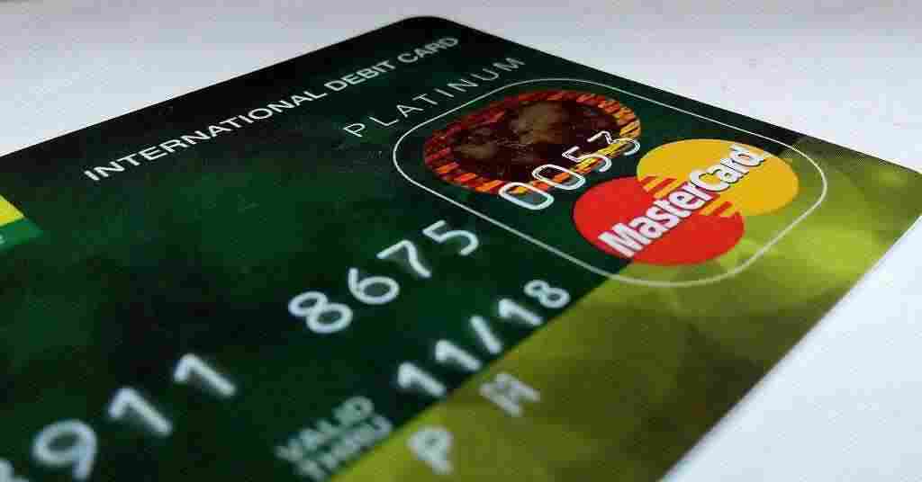 Мінфін прокоментував чутки про оподаткування надходжень на картку