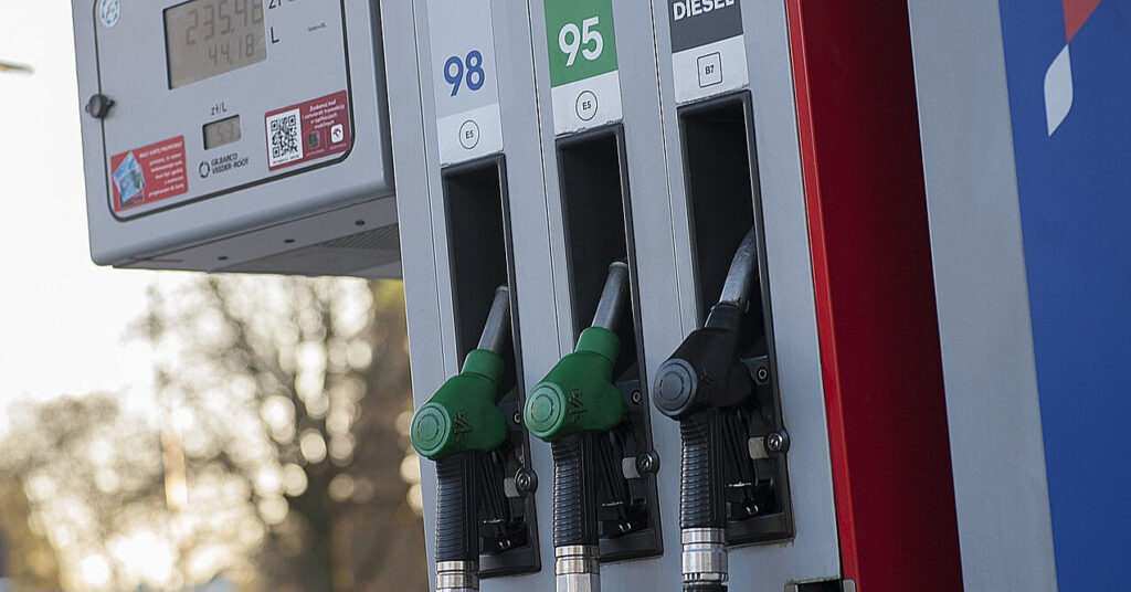 Нацбанк очікує зростання цін на бензин у 2024 році Нацбанк очікує зростання цін на бензин у 2024 році