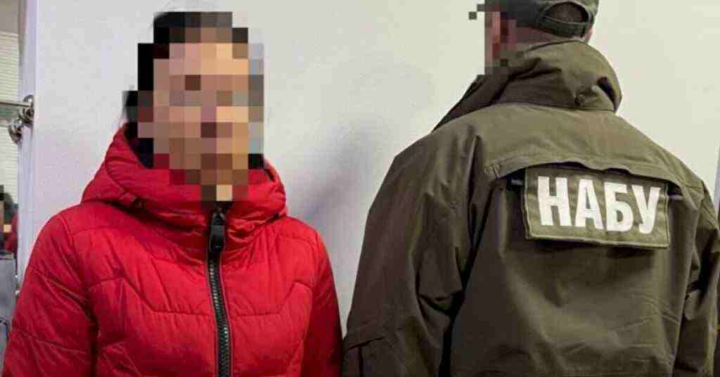 В Україну екстрадували соратницю Шила, яка привласнювала гроші “Укрзалізниці”