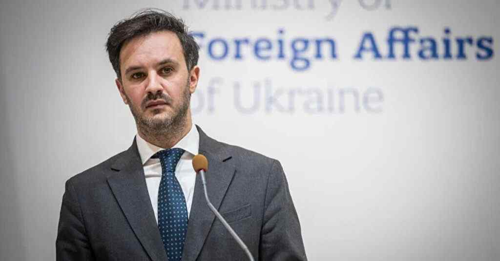 “Їхнє завдання гавкати з Москви”: У МЗС відповіли на образи у бік Зеленського