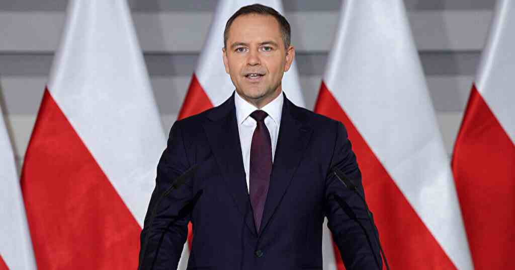 У Польщі остаточно затвердили обрання Навроцького президентом