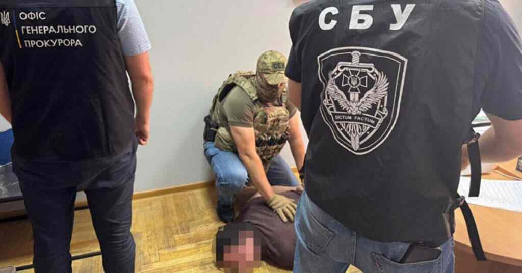 Злочинні схеми на митницях: правоохоронці розкрили деталі обшуків