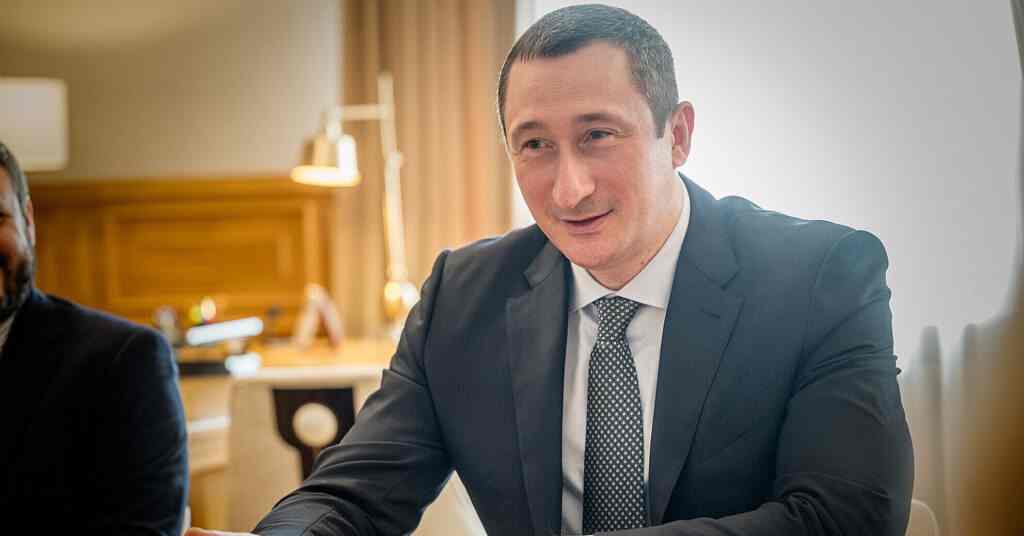 Група DIM запевняє, що не знала про внесення застави за Чернишова її менеджером