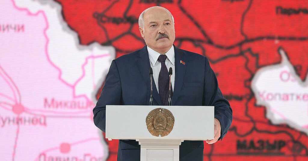 Лукашенко знову використовує мігрантів для тиску на ЄС – розвідка