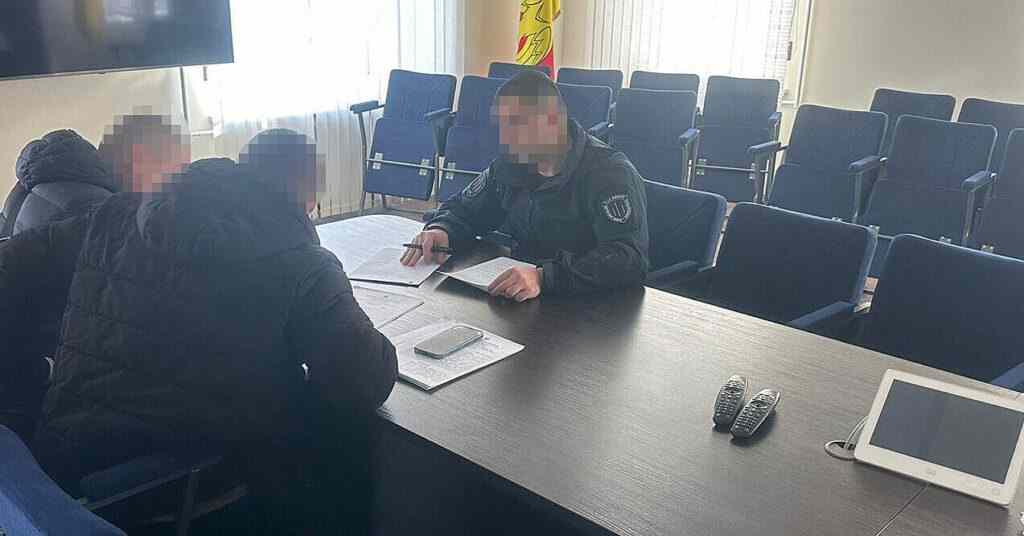 У Миколаївській області судитимуть посадовця за привласнення 2,3 млн грн на деревину для ЗСУ