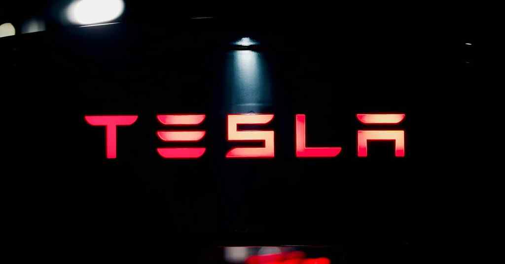Tesla та Samsung підписали контракт на постачання чипів на 16,5 млрд доларів