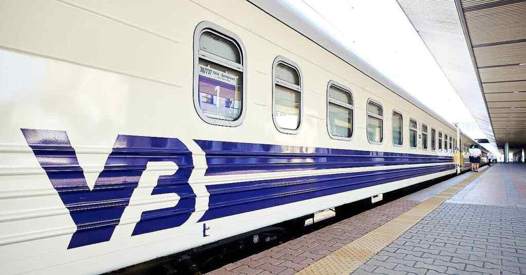 “Укрзалізниця” законтрактувала на виробництво 100 нових пасажирських вагонів