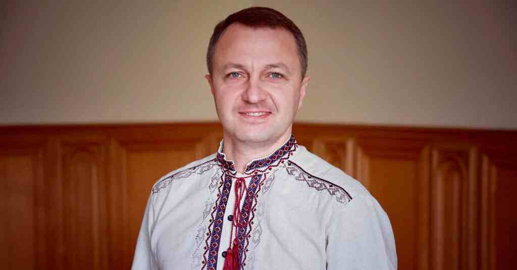 Уряд звільнив мовного омбудсмена Креміня: причина