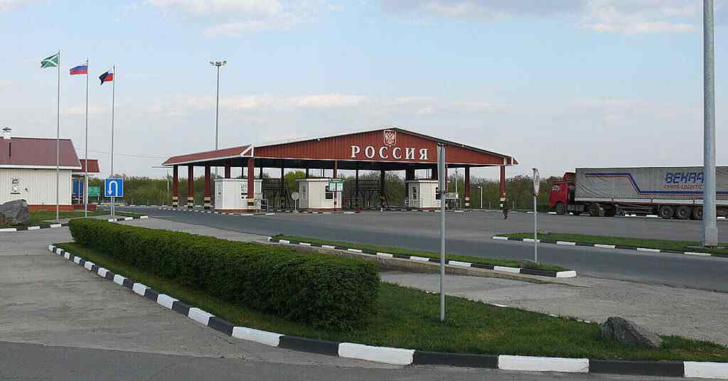 РФ оголосила про закриття 20 пунктів пропуску на кордоні з Україною