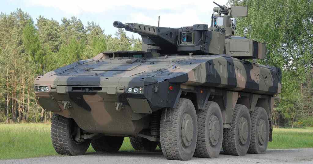 ЗМІ: Німеччина готує велике замовлення на винищувачі та бронетранспортери