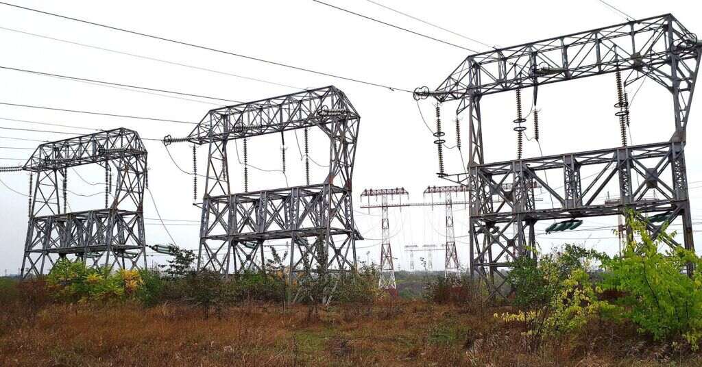 У Полтавській області 10 населених пунктів залишилися без світла: що сталося У Полтавській області 10 населених пунктів залишилися без світла: що сталося