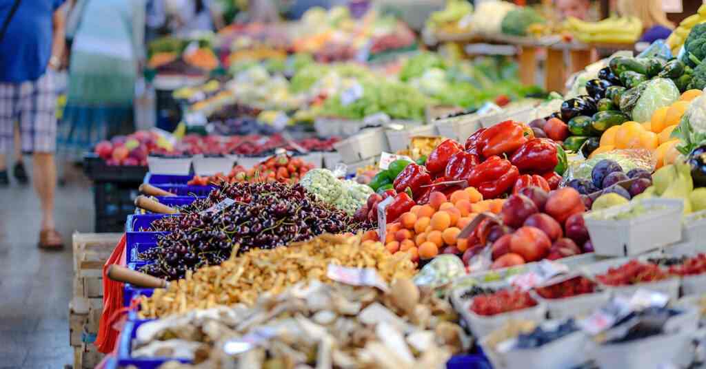 Україна наздоганяє країни ЄС за цінами на продукти – звіт Нацбанку Україна наздоганяє країни ЄС за цінами на продукти – звіт Нацбанку