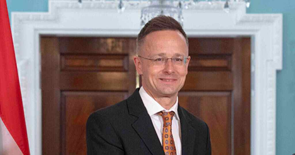 Сійярто звинуватив ЄС у намірах повалити уряд Угорщини, Словаччини та Сербії