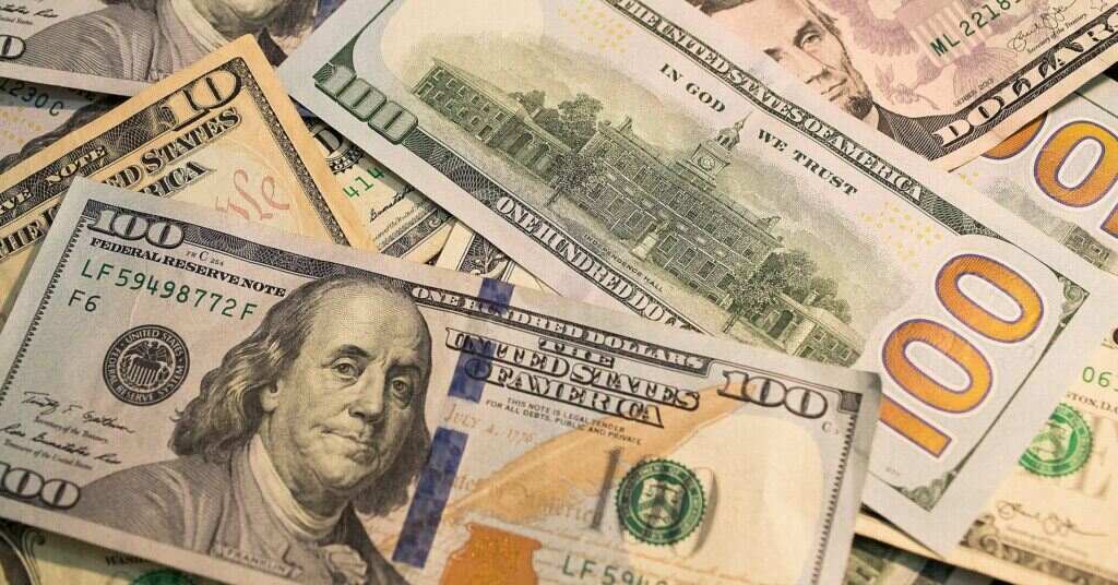 Коли долар в Україні повернеться до зростання: прогноз