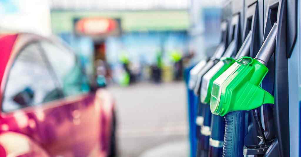 У РФ ціни на бензин б’ють рекорд через атаки безпілотників на НПЗ