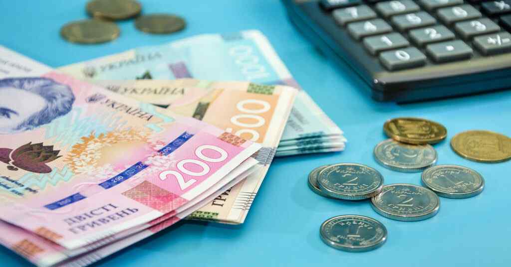 Мінфін погіршив прогноз зростання зарплати через продовження війни