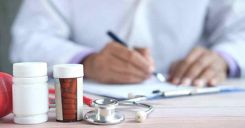 Прем’єр Свириденко анонсувала підвищення зарплат медиків