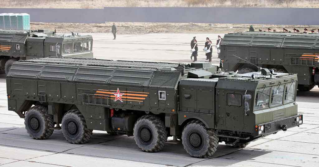 На навчаннях РФ та Білорусі відпрацюють “планування застосування” ядерної зброї та “Орєшніка” На навчаннях РФ та Білорусі відпрацюють “планування застосування” ядерної зброї та “Орєшніка”