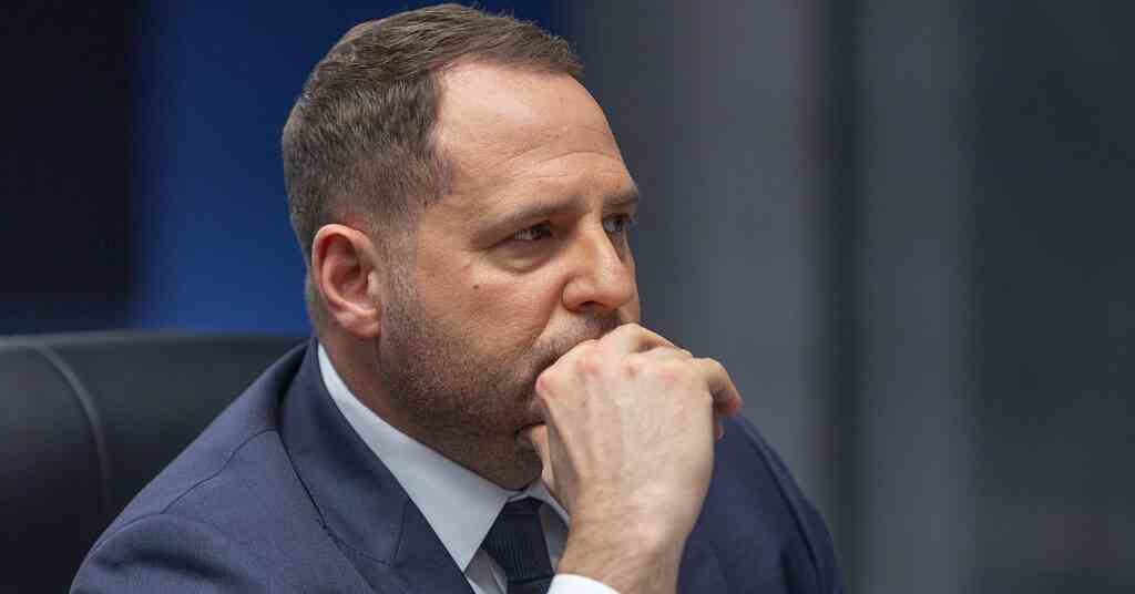 Єрмак розповів, коли будуть готові перші проєкти гарантій для України Єрмак розповів, коли будуть готові перші проєкти гарантій для України