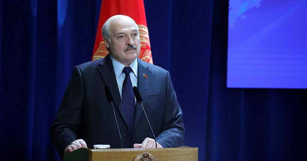 У Лукашенка готові організувати зустріч Зеленського та Путіна, якщо “це потрібно” У Лукашенка готові організувати зустріч Зеленського та Путіна, якщо “це потрібно”