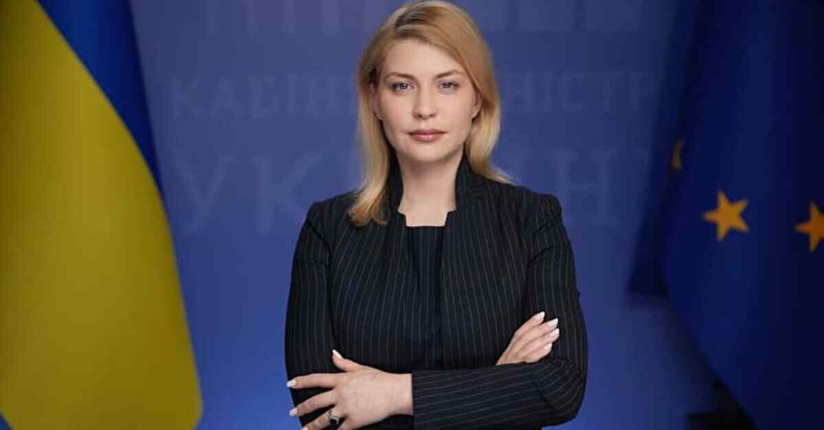 Зеленський підписав указ про призначення Стефанішиної послом України у США Зеленський підписав указ про призначення Стефанішиної послом України у США