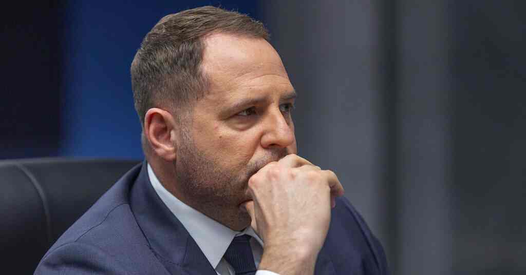 У Зеленського відреагували на нову заяву Кремля про зустріч з Путіним