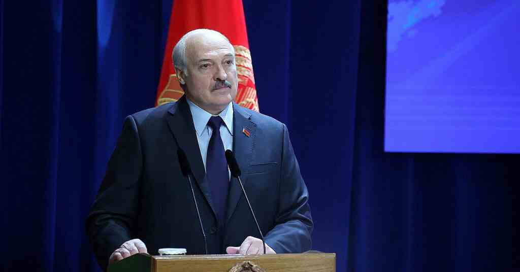 Лукашенко каже, що Путіну пропонували вдарити “Орєшніком” по Банковій, але він відмовився