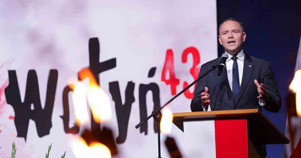 Президент Польщі хоче прирівняти символіку УПА до нацистської та комуністичної