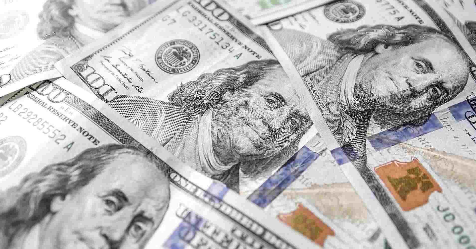 Долар подешевшав після чергової спроби тиску Трампа на ФРС Долар подешевшав після чергової спроби тиску Трампа на ФРС