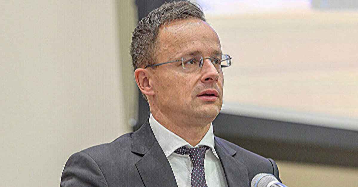 Сійярто звинуватив Україну в ударі по нафтопроводу “Дружба”