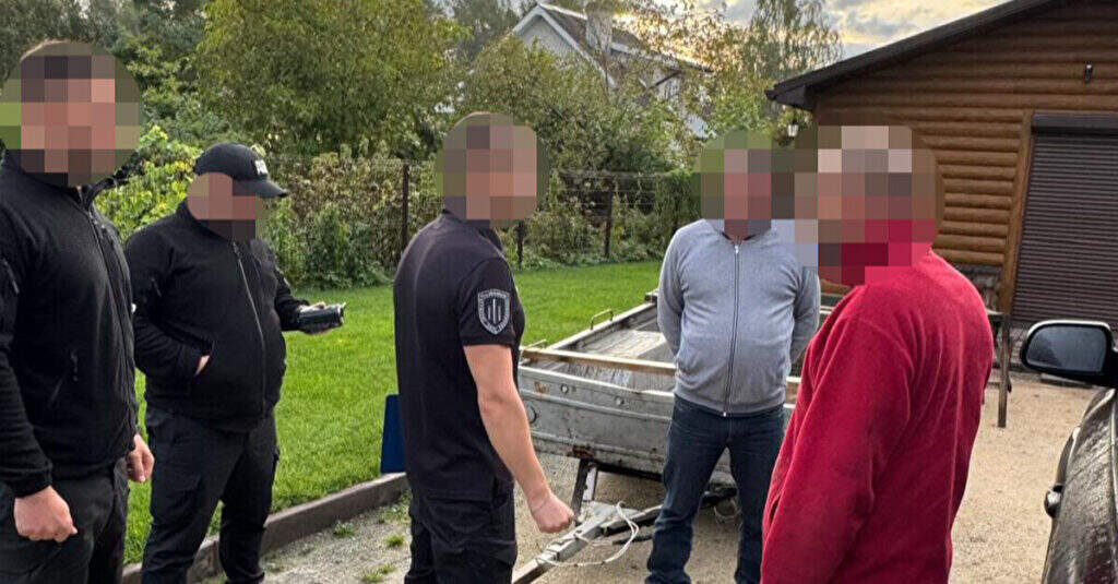 У Рівному затримано посадовця ЗСУ, який змушував підлеглих будувати будинок