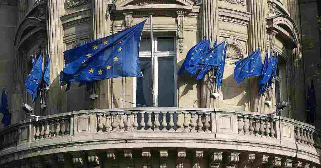 Єврокомісія схвалила 19-й пакет санкцій ЄС проти Росії Єврокомісія схвалила 19-й пакет санкцій ЄС проти Росії