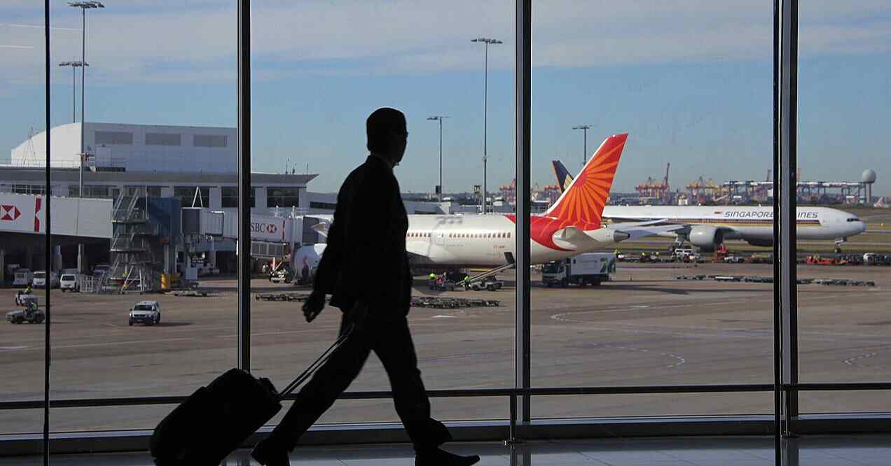 У Польщі відновили роботу три аеропорти, які закривали через загрозу дронів РФ У Польщі відновили роботу три аеропорти, які закривали через загрозу дронів РФ