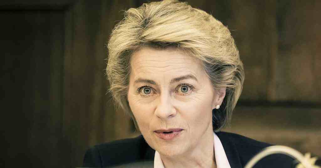 Європарламент готується до двох вотумів недовіри Урсулі фон дер Ляєн Європарламент готується до двох вотумів недовіри Урсулі фон дер Ляєн