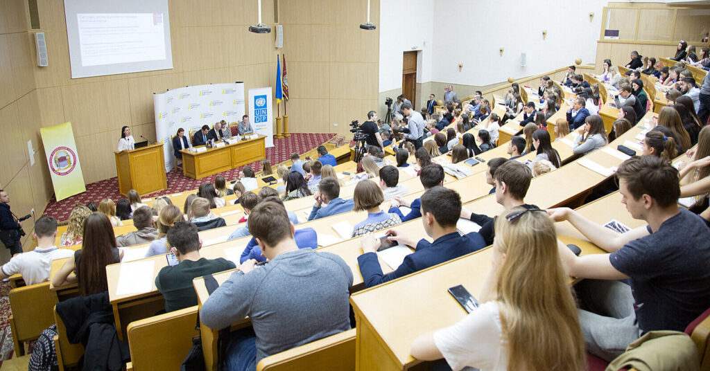 В Україні можуть запровадити “нульовий” курс у вишах для тих, хто не склав НМТ В Україні можуть запровадити “нульовий” курс у вишах для тих, хто не склав НМТ