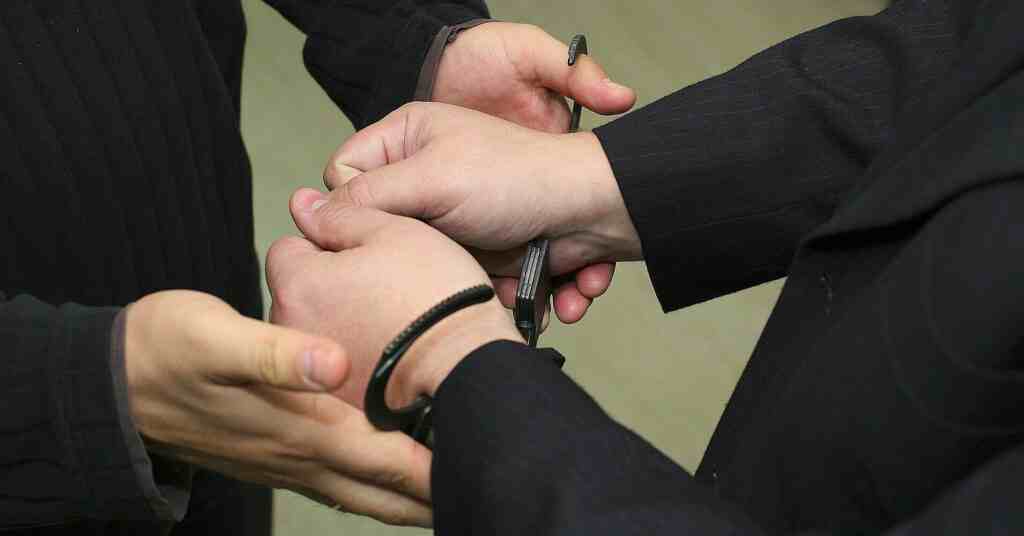 У Німеччині пʼятьом людям оголосили вироки за порушення санкцій проти Росії