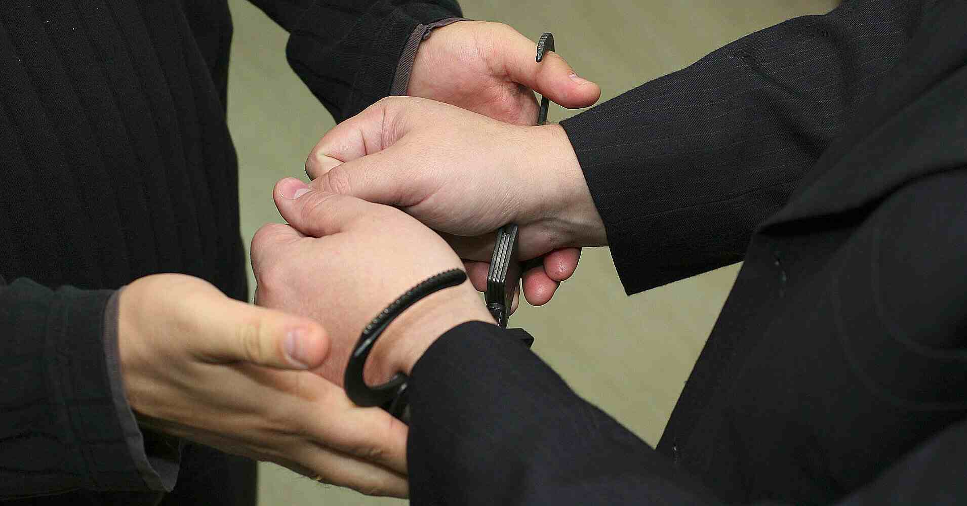 У Німеччині пʼятьом людям оголосили вироки за порушення санкцій проти Росії