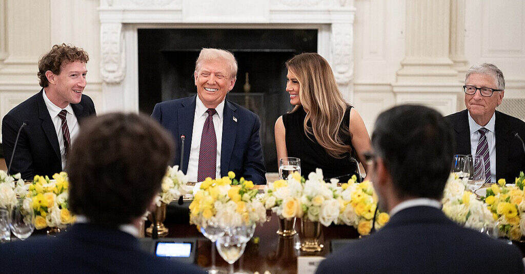 FT: Цукерберг та Альтман зближуються з Трампом після його розриву з Маском FT: Цукерберг та Альтман зближуються з Трампом після його розриву з Маском