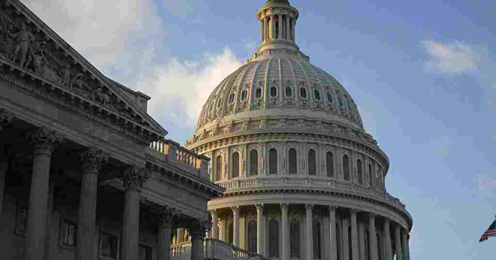 Сенат США пропонує щоквартально переказувати заморожені активи РФ для України