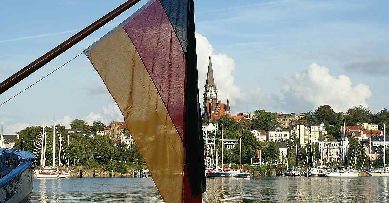 Німеччина просуває жорсткіші візові обмеження щодо росіян у Шенгені Німеччина просуває жорсткіші візові обмеження щодо росіян у Шенгені