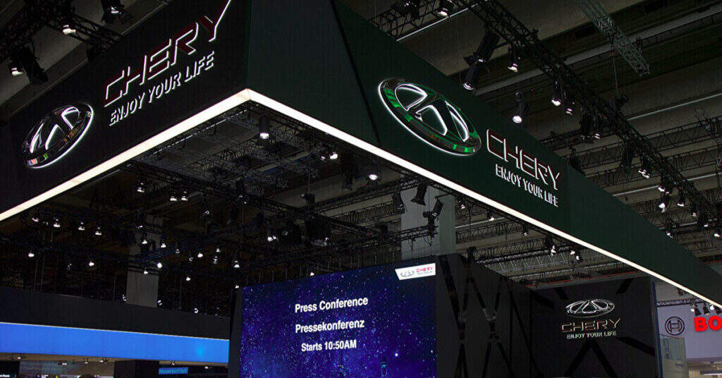 Великий китайський автовиробник оголосив про намір піти з Росії