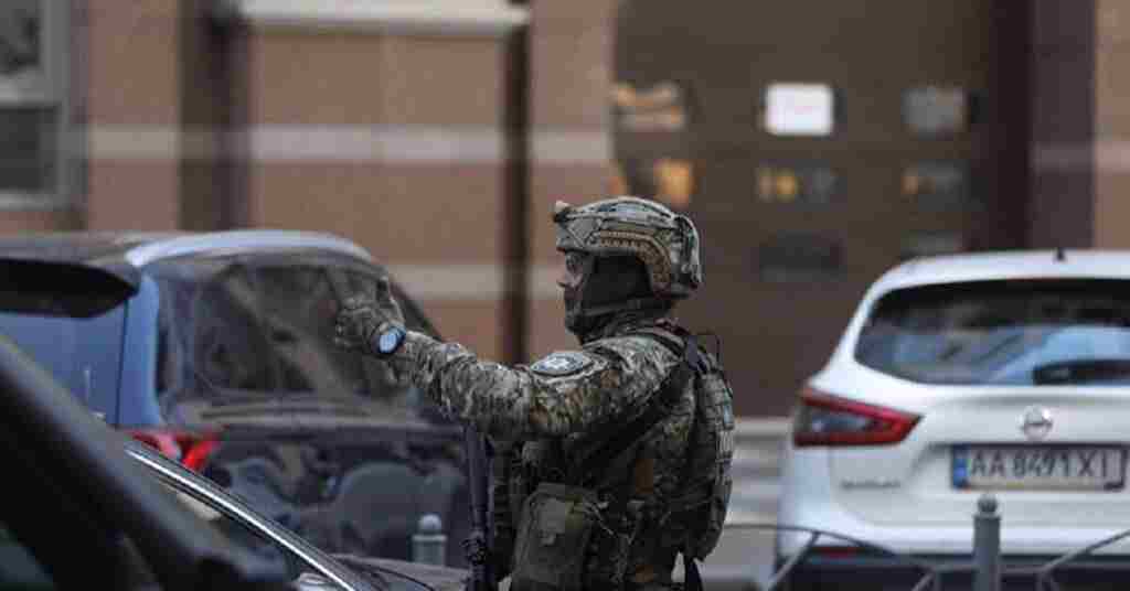 В Івано-Франківську повідомили про серію “мінувань”, проводиться перевірка В Івано-Франківську повідомили про серію “мінувань”, проводиться перевірка