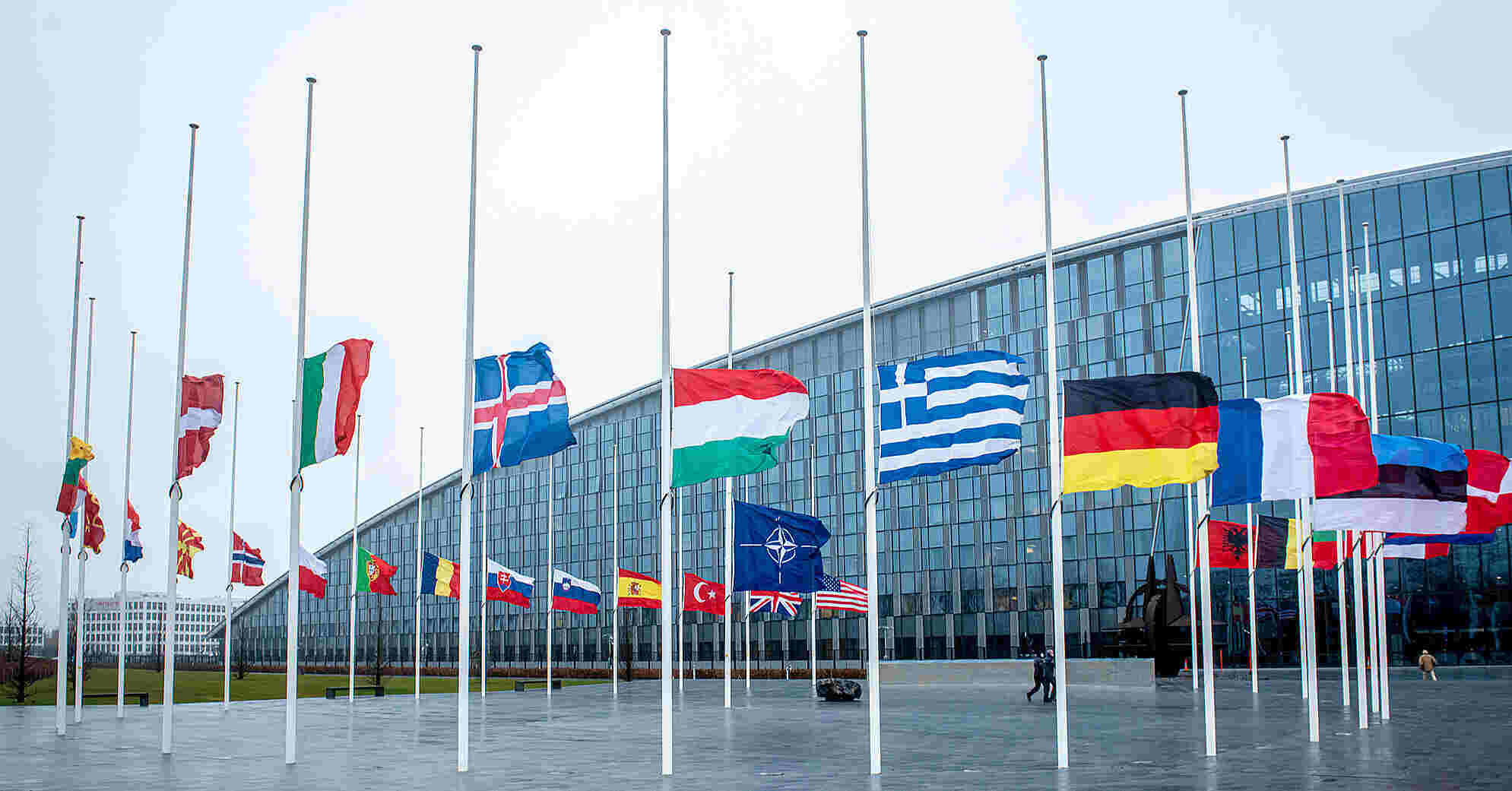 У НАТО обіцяють “рішучу реакцію” на інцидент з винищувачами РФ в Естонії У НАТО обіцяють “рішучу реакцію” на інцидент з винищувачами РФ в Естонії