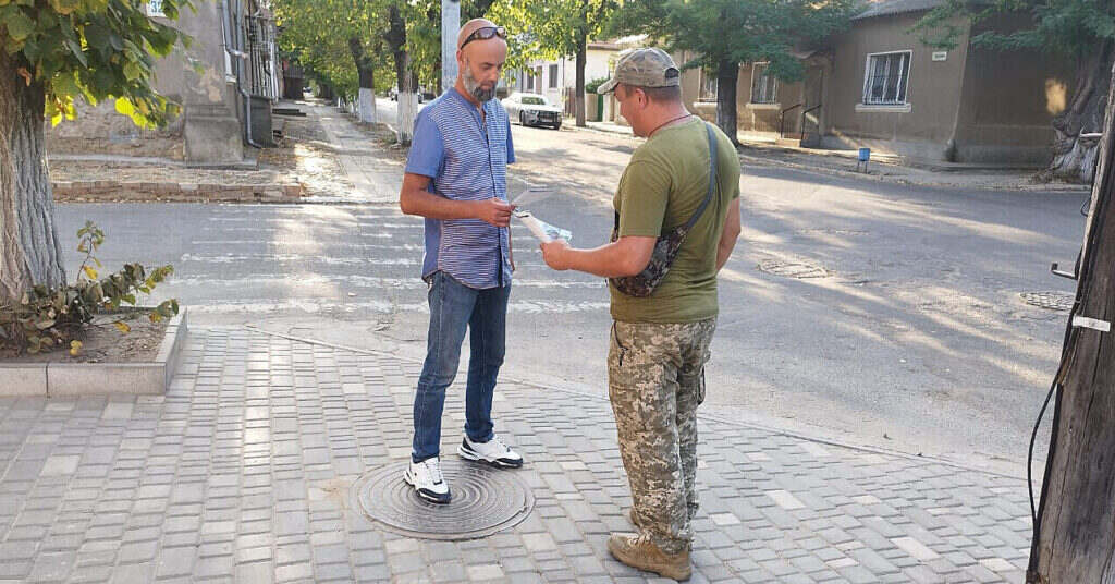 На вулицях почали з’являтися інформаційні намети ТЦК