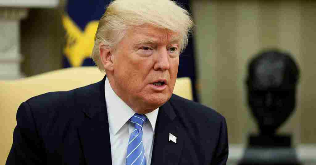 Трамп заявив, що Сі Цзіньпін з Путіним і Кім Чен Ином “готує змову” проти США Трамп заявив, що Сі Цзіньпін з Путіним і Кім Чен Ином “готує змову” проти США