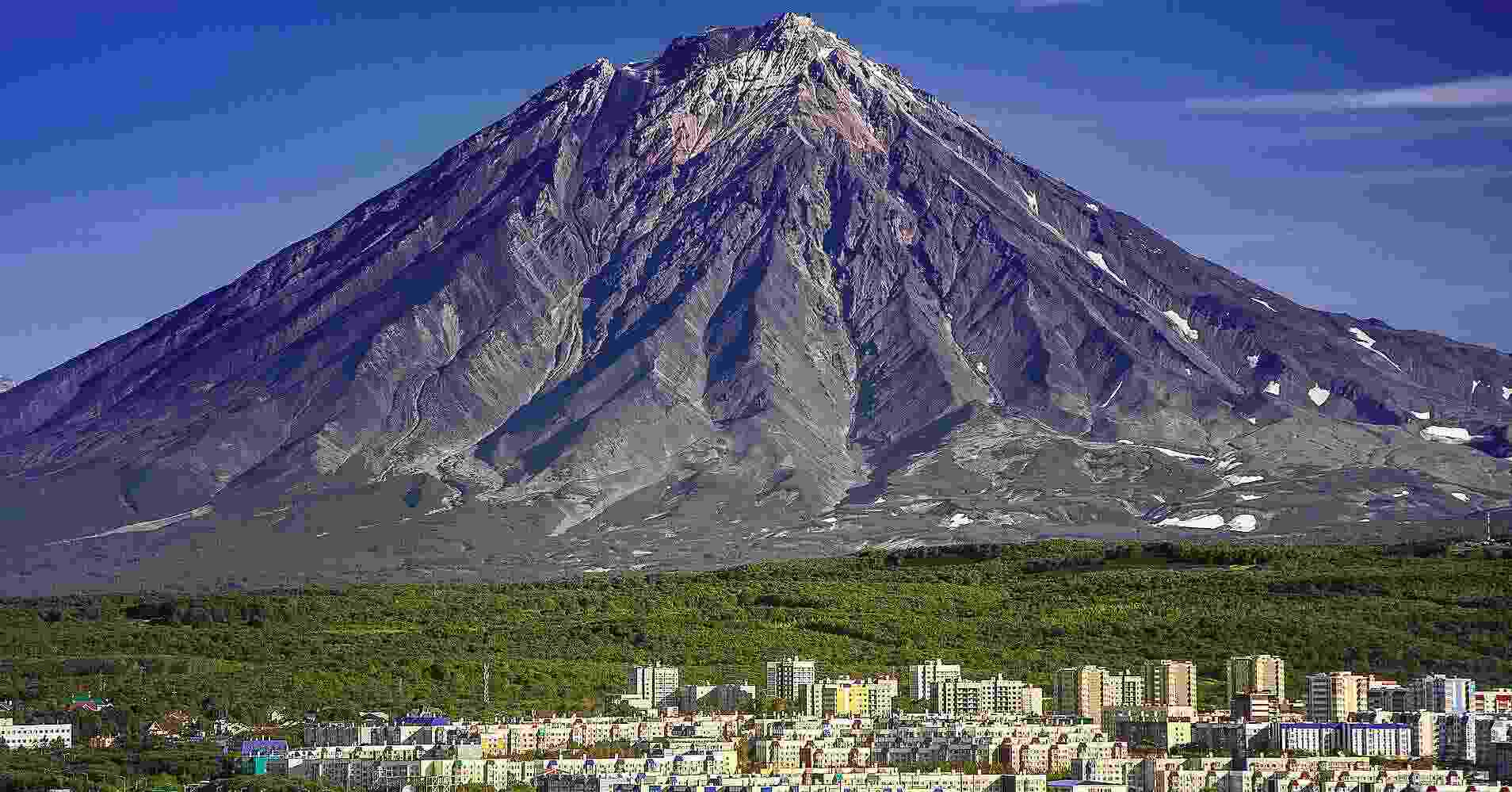Неподалік Камчатки стався новий потужний землетрус Неподалік Камчатки стався новий потужний землетрус