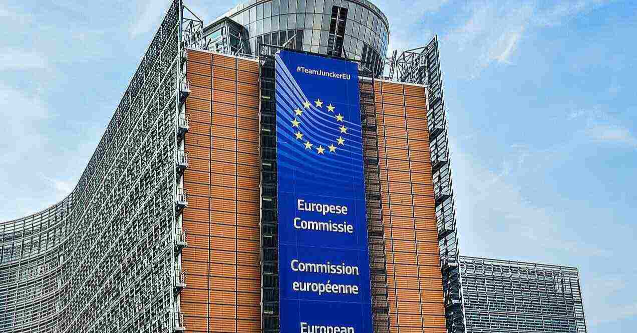 У Єврокомісії розповіли про підготовку 19-го пакета санкцій проти Росії У Єврокомісії розповіли про підготовку 19-го пакета санкцій проти Росії