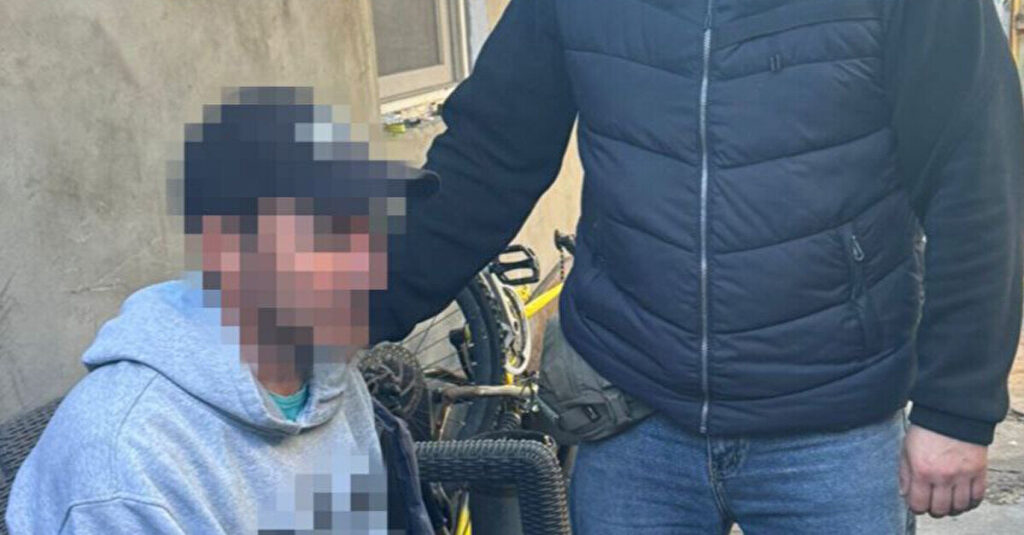 Викрито ще двох колаборантів, які співпрацювали з росіянами під час окупації Херсона