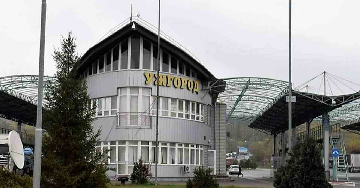 У Держприкордонслужбі розповіли, чи став масовим виїзд чоловіків до 22 років за кордон У Держприкордонслужбі розповіли, чи став масовим виїзд чоловіків до 22 років за кордон