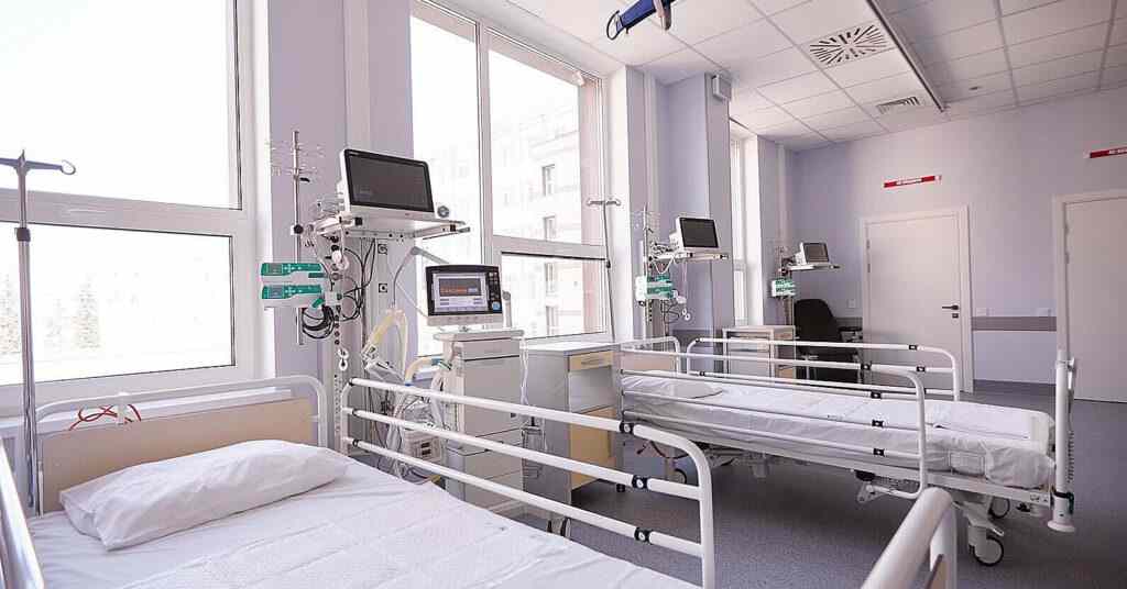 Російські хакери атакують лікарні та системи водопостачання у Польщі Російські хакери атакують лікарні та системи водопостачання у Польщі